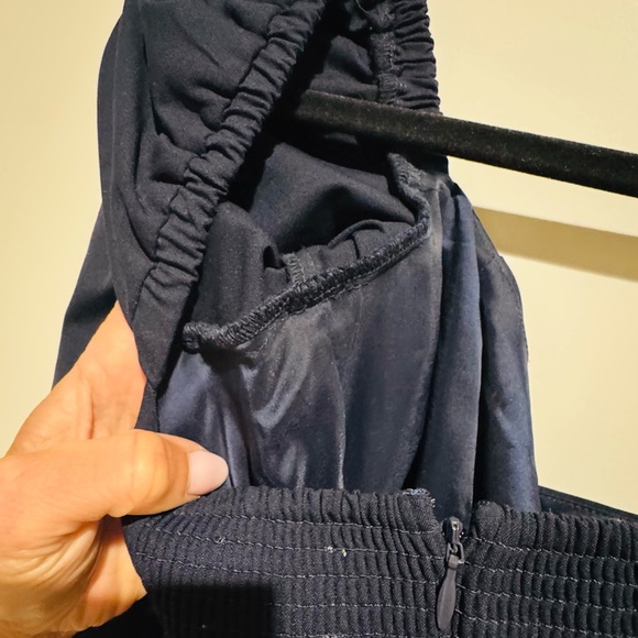 Aritzia Alexis dress size small Excellent condition - Picture 3 of 7